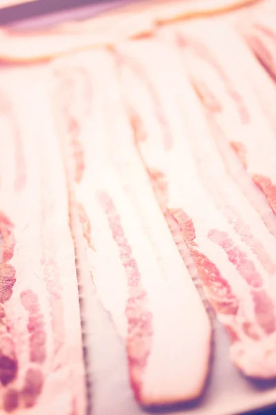 Bacon strips nära upp — Stockfoto