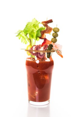 kokteyl Bloody mary