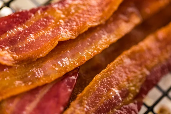 Bacon reepjes dicht omhoog — Stockfoto