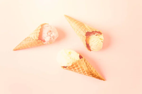 Cones de sorvete de waffle — Fotografia de Stock