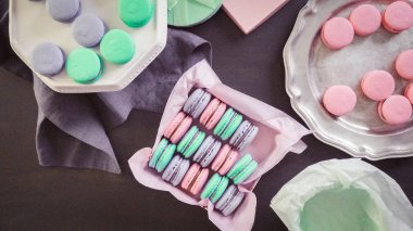 Fransız macarons ve hediye kutusu