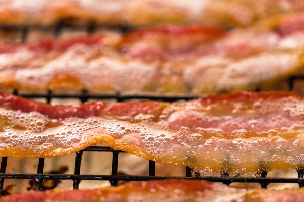 Bacon tiras de perto — Fotografia de Stock