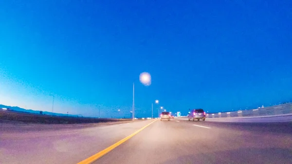 Conduciendo al Aeropuerto Internacional de Denver — Foto de Stock