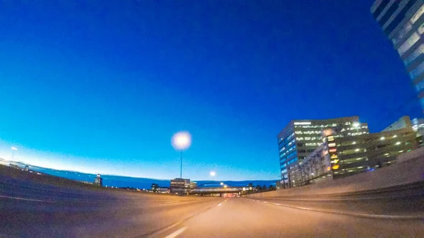 Cidade vista de condução — Fotografia de Stock