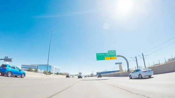 Autopista conduciendo por la Interestatal — Foto de Stock