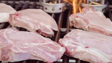 yemek domuz pirzolası