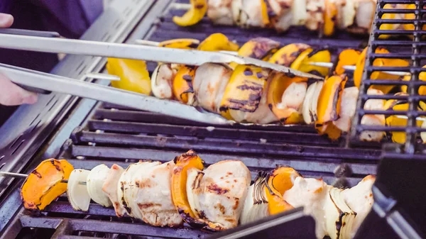 Kip shish kabobs — Stockfoto