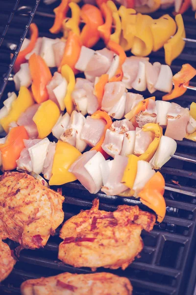 Frango shish kabobs — Fotografia de Stock