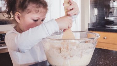 Ev yapımı biberli pizza