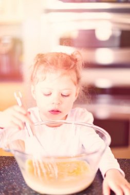 Ev yapımı biberli pizza