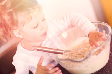 Ev yapımı biberli pizza