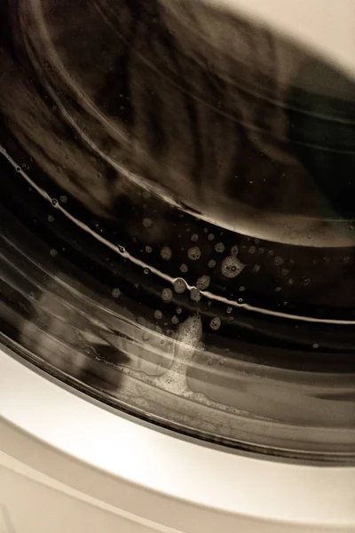 Praní prádla v prádelně — Stock fotografie