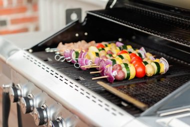 Izgara sebzeli kebap 