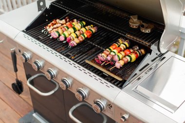 Izgara sebzeli kebap 