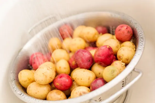 Las papas pequeñas cierran — Foto de Stock