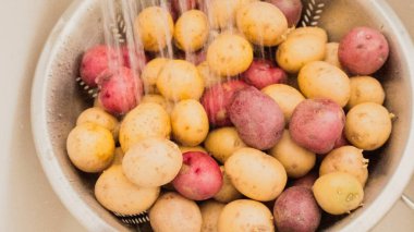 Küçük patatesler yakın çekim