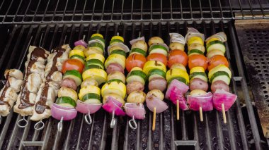 Sebzeli şiş ızgara