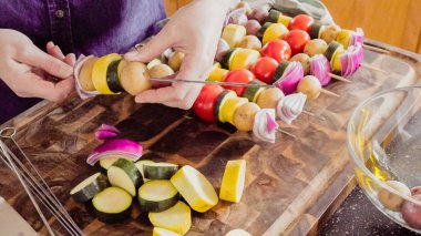 Sebzeli şiş ızgara