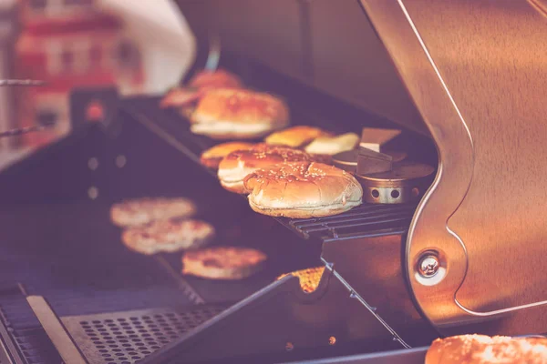 Step Step Cooking Burgers Outdoor Gas Grill Summer — Stock Photo, Image