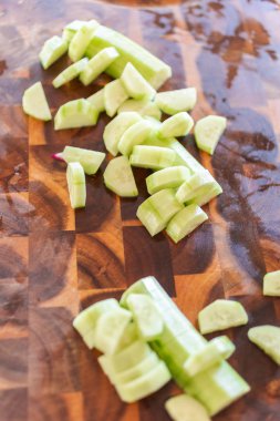 taze salata hazırlık