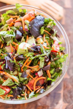 taze salata hazırlık