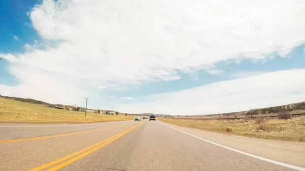 Pov Vezetés Vidéki Megközelítése Aszfaltos Úton Colorado — Stock Fotó