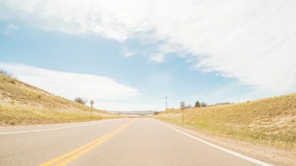 Pov Jazdy Wiejskiej Drodze Asfaltowej Colorado — Zdjęcie stockowe