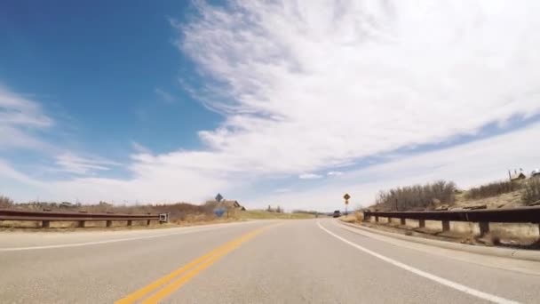 Ντένβερ Κολοράντο Ηπα Απριλίου 2018 Pov Οδήγηση Αγροτικές Ασφαλτοστρωμένος Δρόμος — Αρχείο Βίντεο