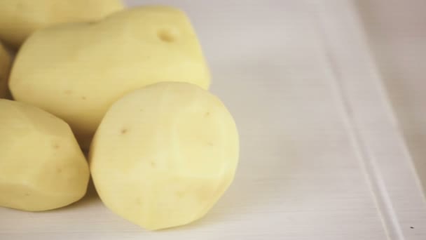 Step Step Slicing Yukon Gold Potatoes Classic Mashed Potatoes — Stock Video