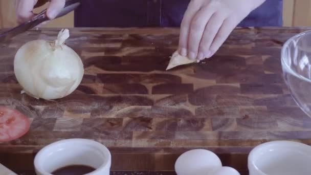 Time Lapse Mincing Yellow Organic Onions Wood Cutting Board — Stock Video