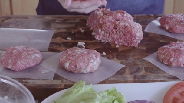 Preparazione Polpette Hamburger Gourmet Con Carne Macinata — Video Stock
