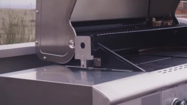 Döküm grates 6 burner açık gaz ızgara yemek yakın çekim