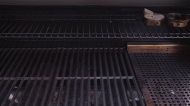 Döküm grates 6 burner açık gaz ızgara yemek yakın çekim