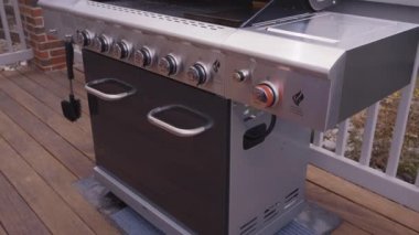 Döküm grates 6 burner açık gaz ızgara yemek yakın çekim
