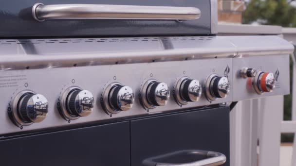 Close Control Knobs Outdoor Burner Gas Grill — Stock Video