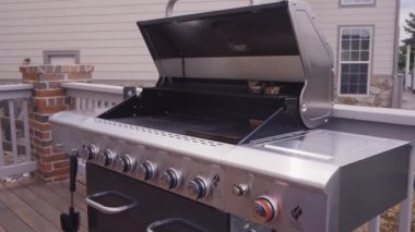 6 burner açık gaz ızgara arka verandada aç kapaklı