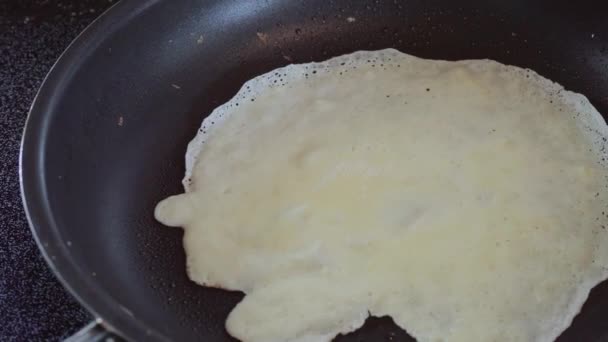 Steg För Steg Att Göra Ryska Pannkakor Från Grunden För — Stockvideo