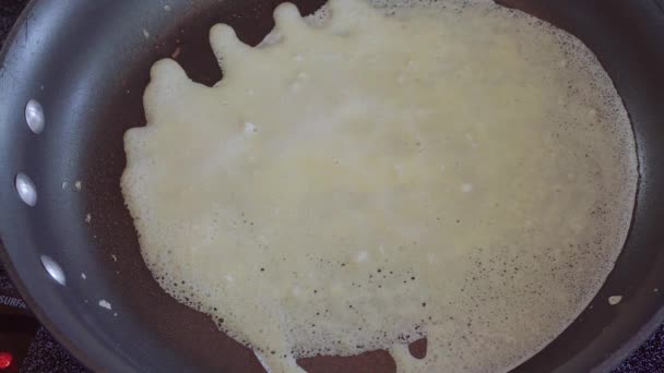 循序渐进 早餐时从零开始制作俄罗斯薄饼 — 图库视频影像