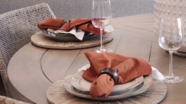 Modern yemek masası lüks evde