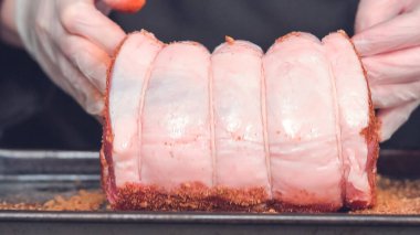 Kemiksiz domuz rostosu