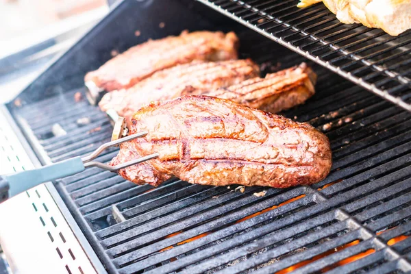 Bistecca alla griglia — Foto Stock