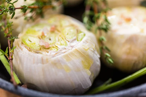 Roasted garlic — Stock Photo, Image