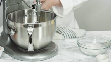 Şekerli Kurabiye Pişirme