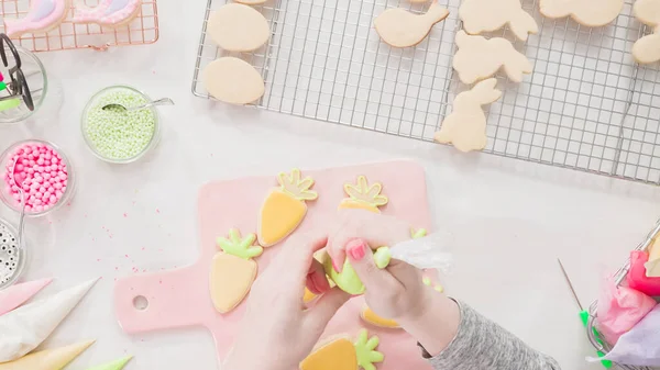 Making Easter cookies — Stock Photo, Image