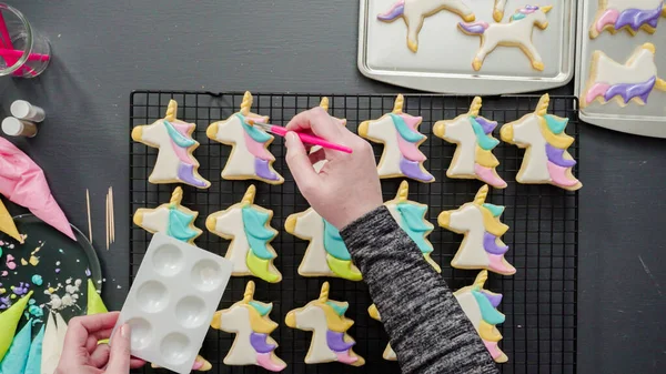 Decorating sugar cookies — Stock Photo, Image