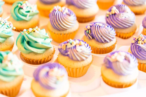 Cupcakes de baunilha — Fotografia de Stock