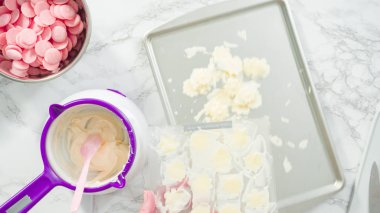 Çikolata şekerleri erir.