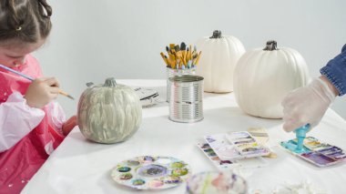 Çocuklar el sanatları projesi