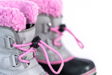 Çocuklar kış lık botlar