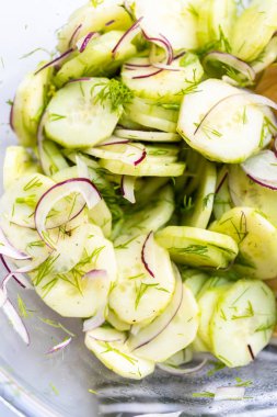 salatalık salatası